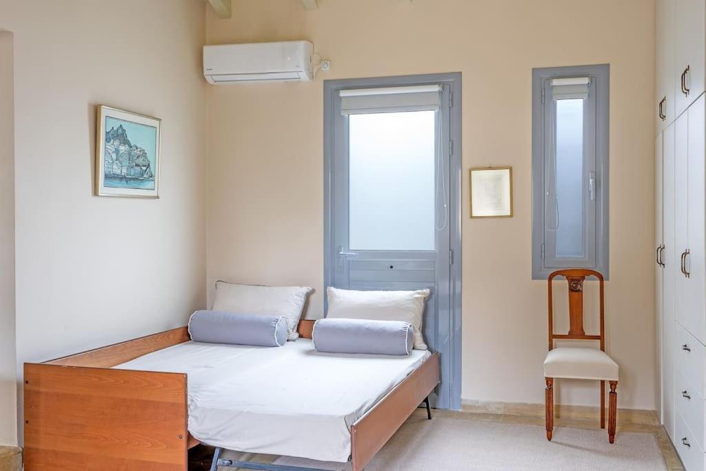 ספרטיה Villa Loukia מראה חיצוני תמונה